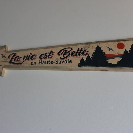 Appartement Vue Sur Le Golf Et Le Lac Leman Publier Luaran gambar
