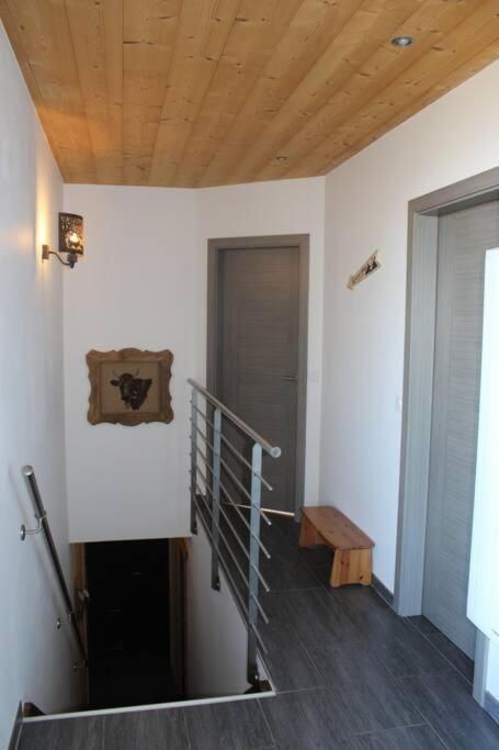 Appartement Vue Sur Le Golf Et Le Lac Leman Publier Luaran gambar